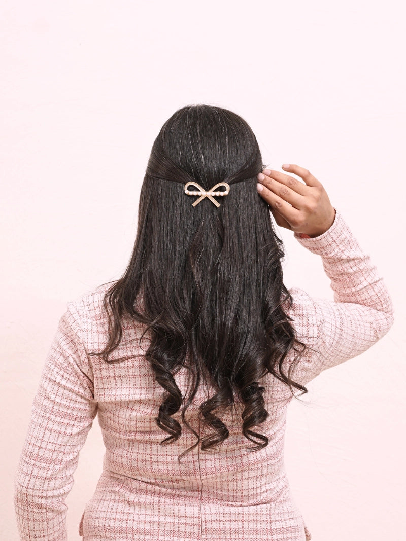 First image of bow hair clip, Buy hair pins for girls and women, Korean hair clips for girls, Good quality hair pins for girls and women online
