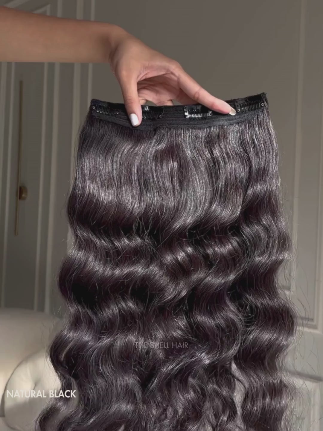 Shop one set clip in hair extensions for women.
