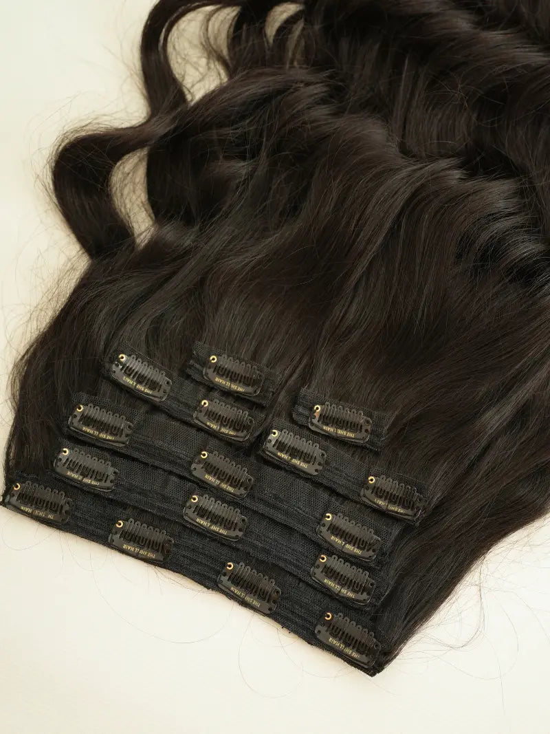 Seven Set Clip In Extensions - Wavy Texture