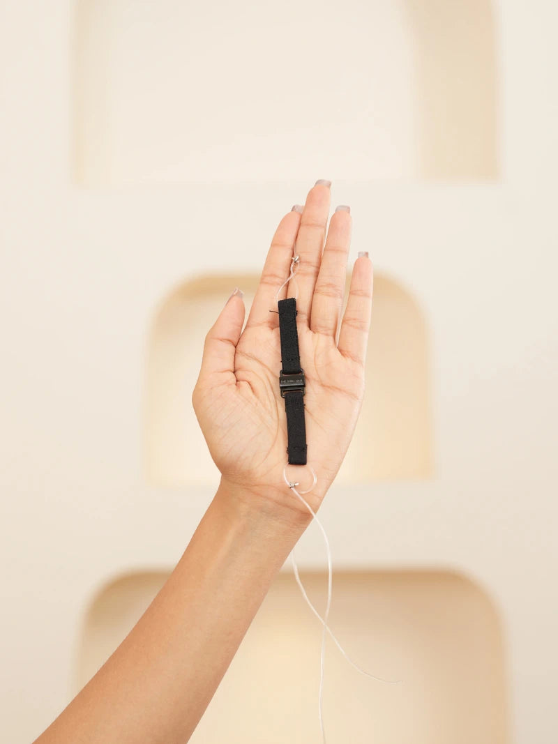 Adjustable band for hair toppers